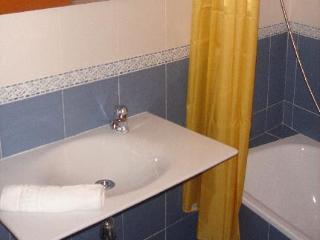 Km1 Amparo Apartments Madrid Extérieur photo